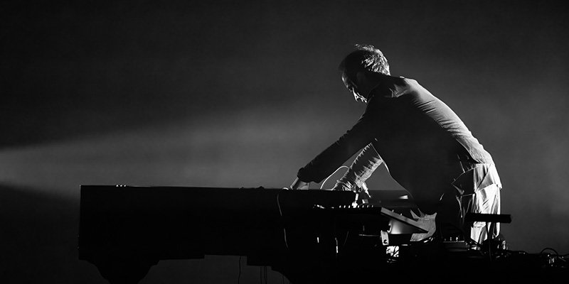 Hauschka press shot 1