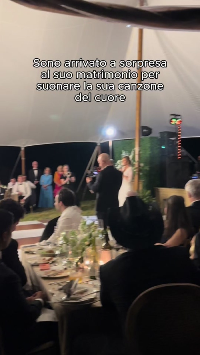 La musica ha un potere incredibile. Questa canzone lo accomp