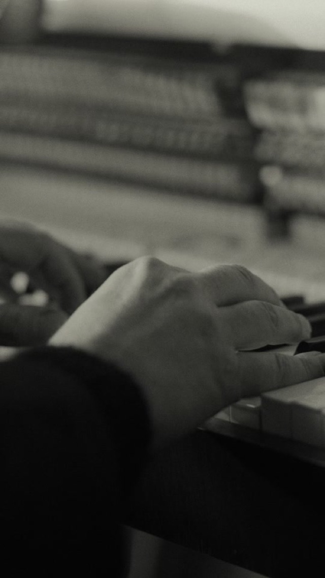 A snippet from 'Ida‘ of my new album 'Liminal' now out on @D